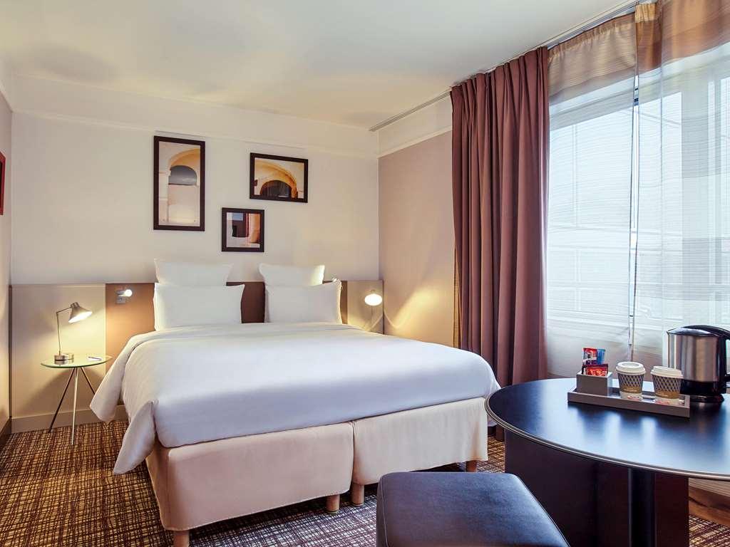 Mercure Paris la Défense Grande Arche Nanterre Zimmer foto
